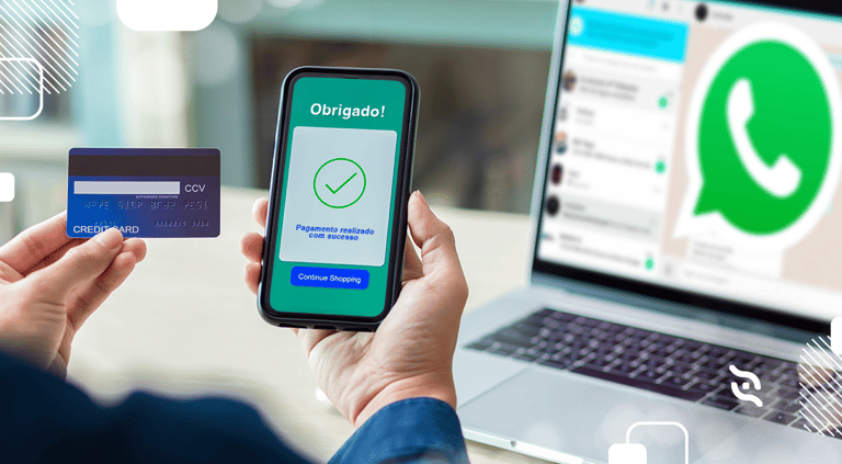 consumidor utilizando WhatsApp comercial